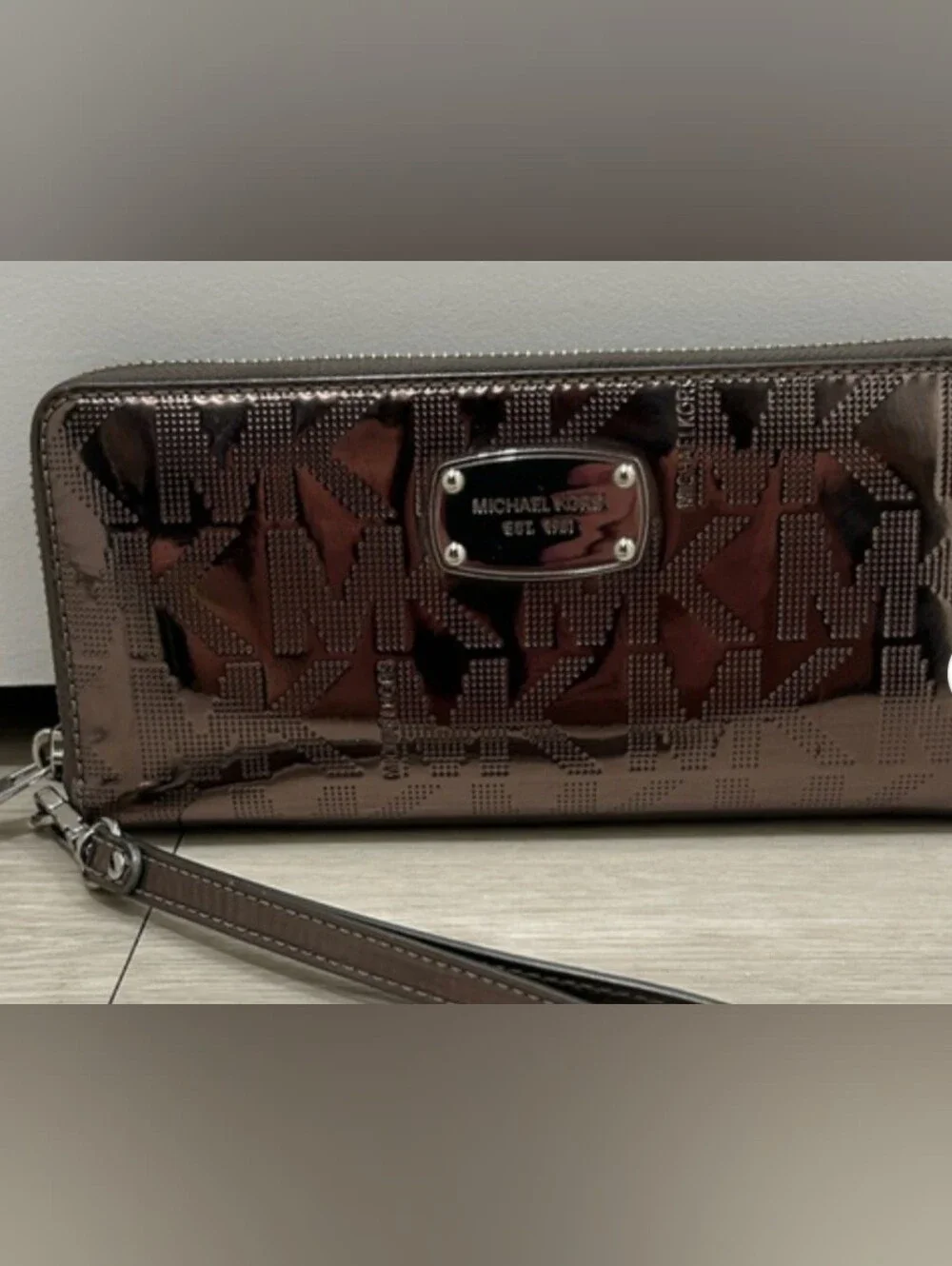 Michael Kors Jet Set Travel Continental Wristlet Wallet Metallic Bronze